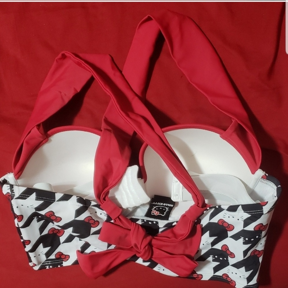 Torrid Hello Kitty gingham bikini top sz 1 NWT 💖 - Picture 5 of 7